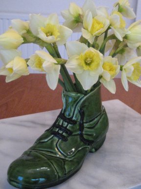 shoe-with-flowers2.jpg